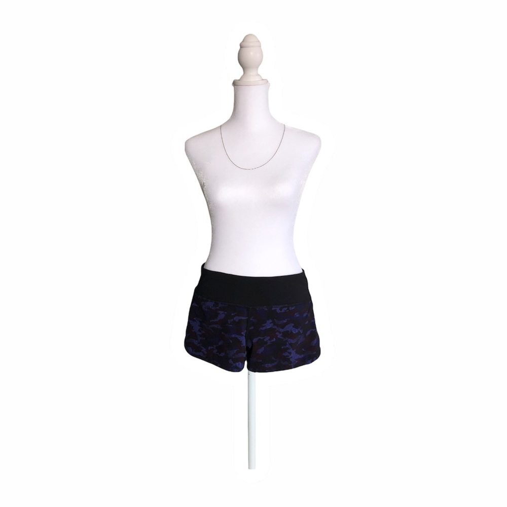 LULULEMON purple pattern shorts womens size 4